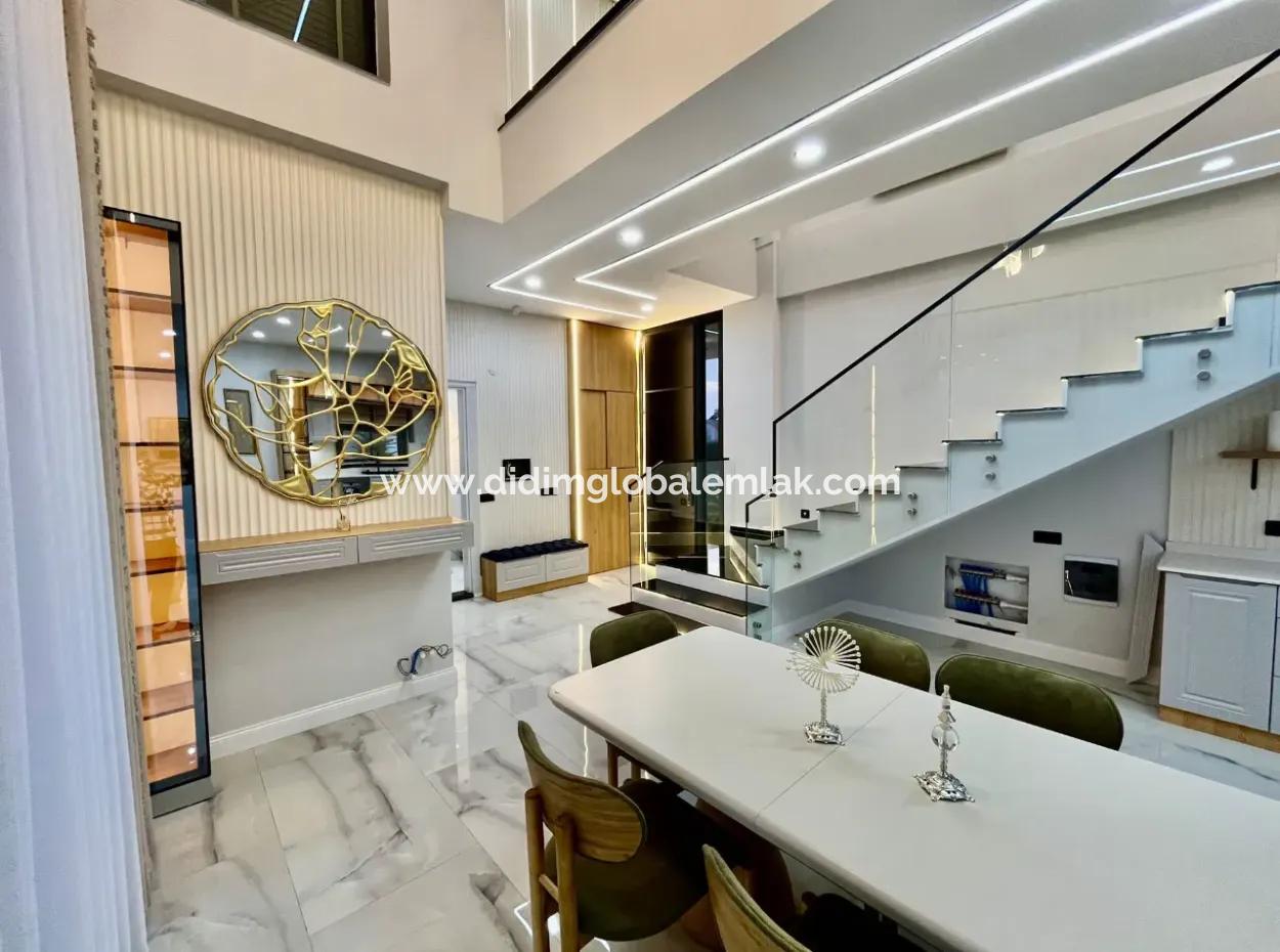 Didim Efeler Mahallesi'nde Lüks Villa