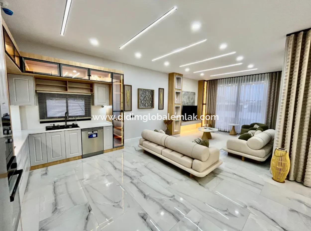 Didim Efeler Mahallesi'nde Lüks Villa