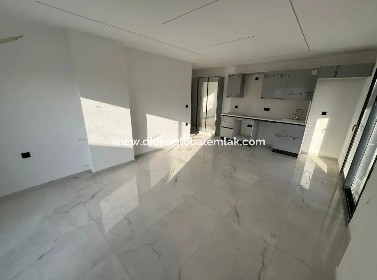 Akbük'te Denize Komşu Daire