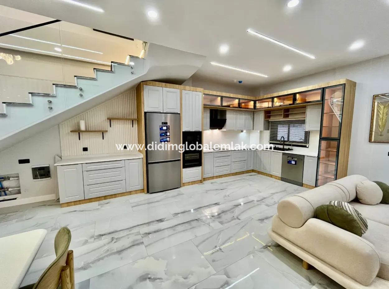 Didim Efeler Mahallesi'nde Lüks Villa