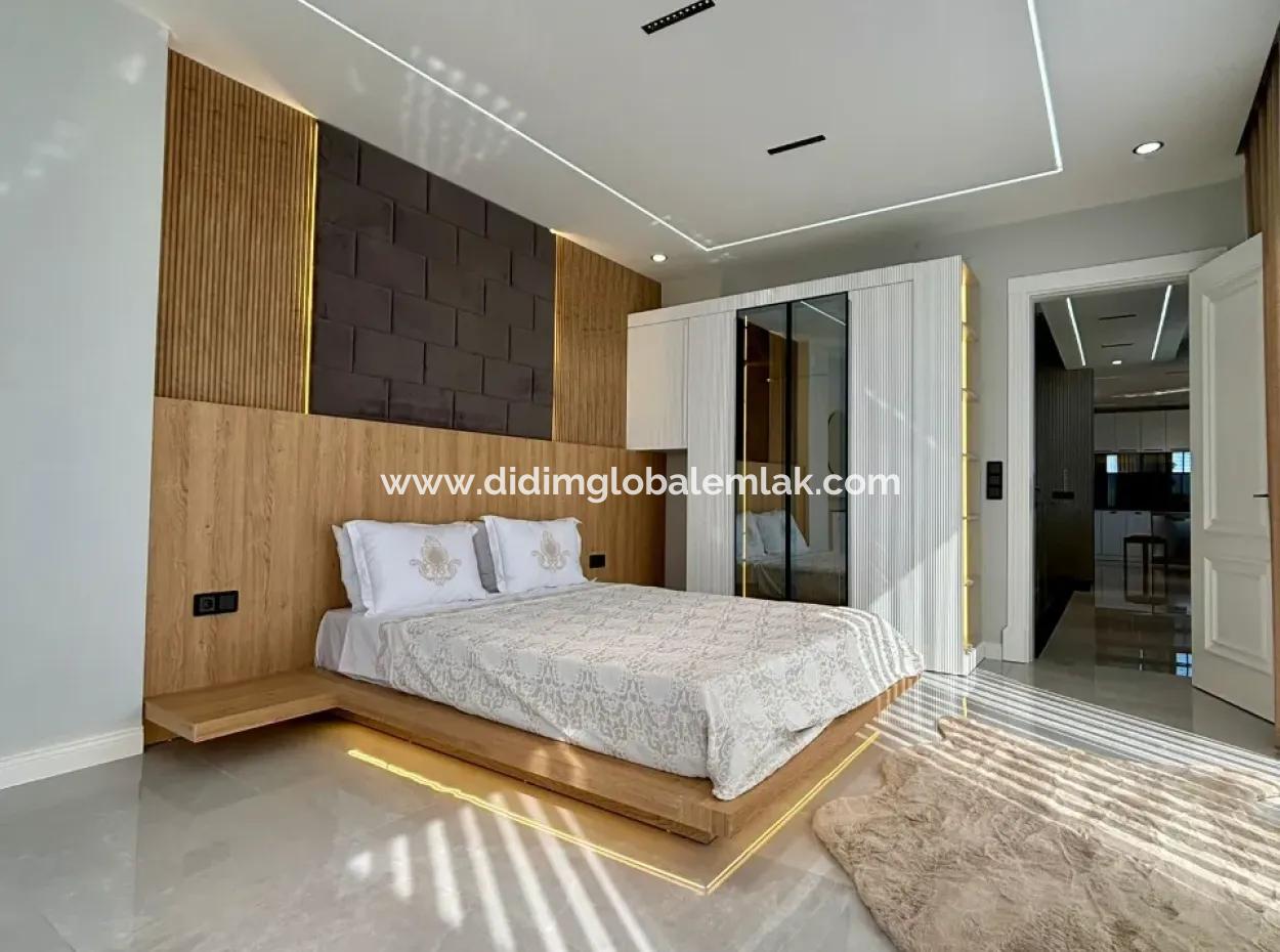 Detached Luxury Villa In Didim