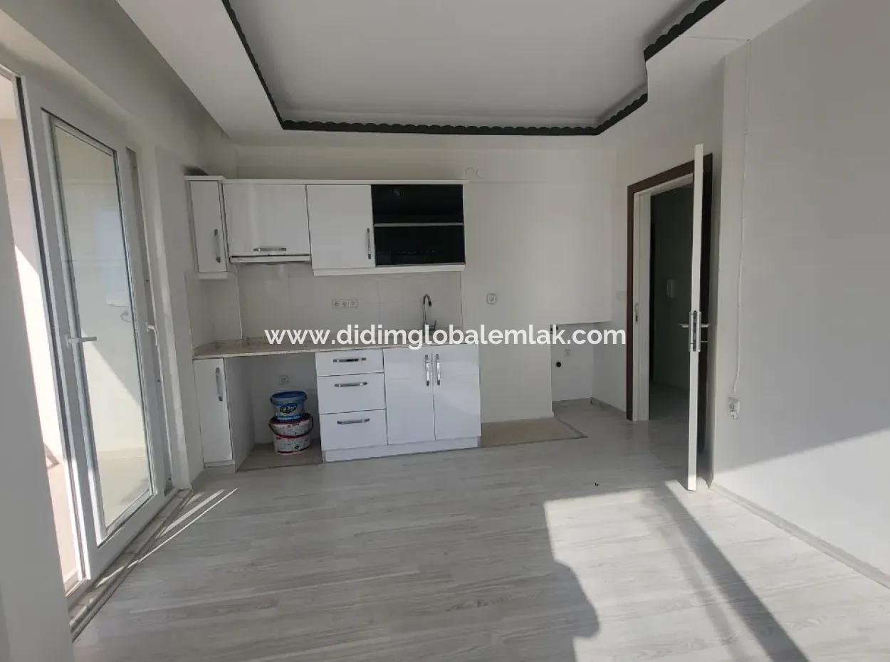 1 1 Apartment For Sale In The Center Of Didim Bazaar