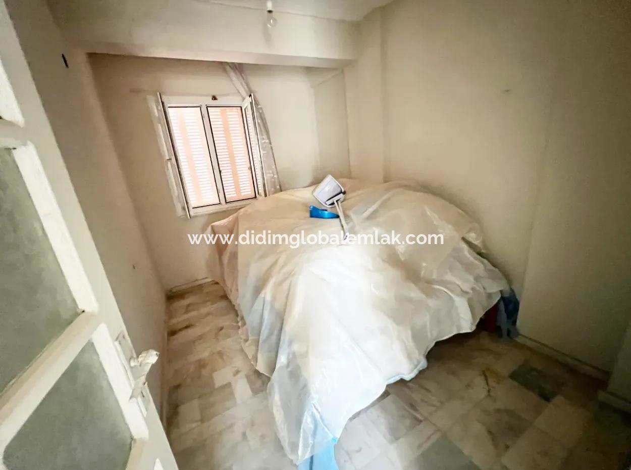 Didim Fevzipaşa, Mercimek Bölgesinde, Denize Sıfır Kocareis Sitesinde Satılık 3+1 Villa