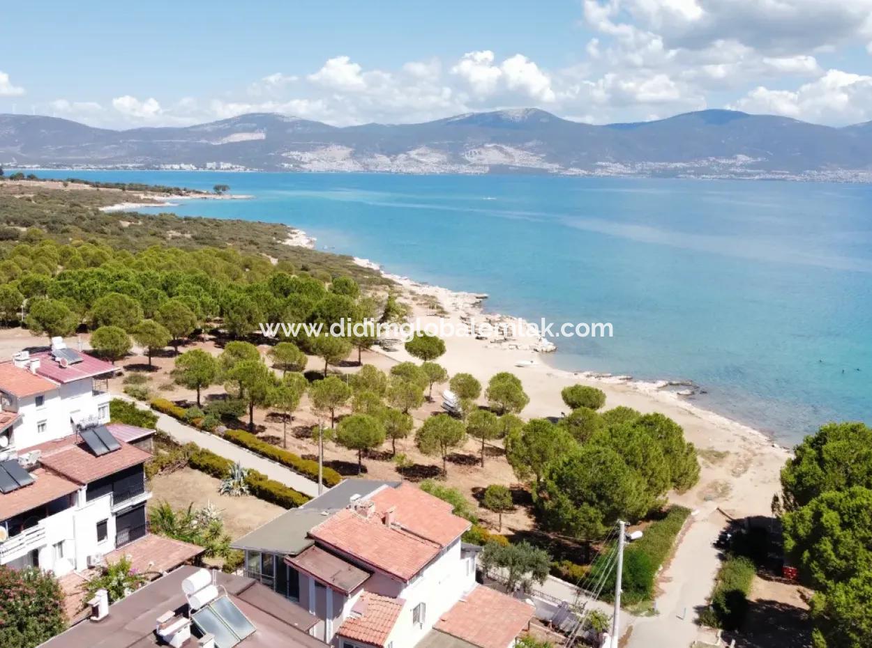 Didim Fevzipaşa, Mercimek Bölgesinde, Denize Sıfır Kocareis Sitesinde Satılık 3+1 Villa