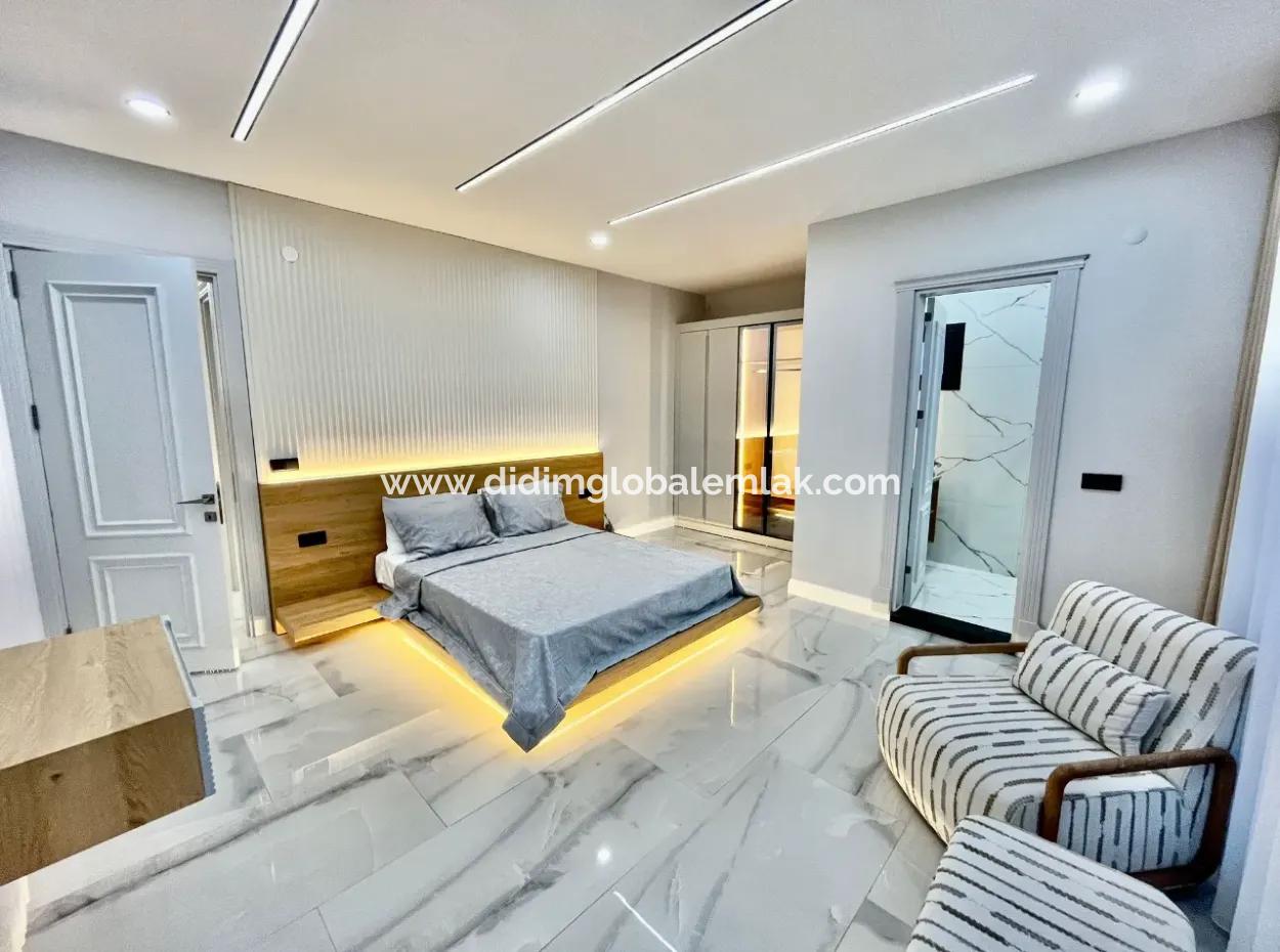 Didim Efeler Mahallesi'nde Müstakil Villa