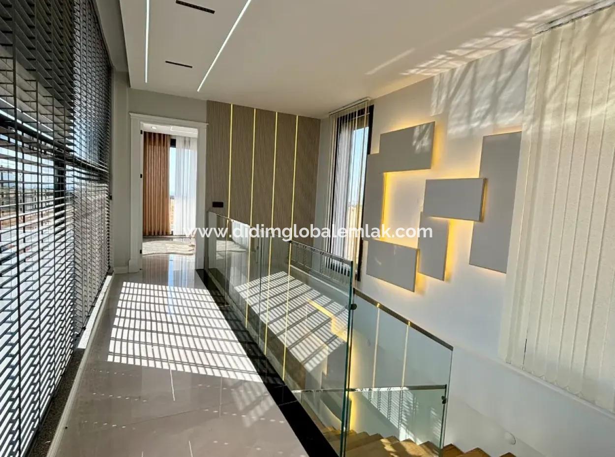 Didim'de Müstakil Lüks Villa