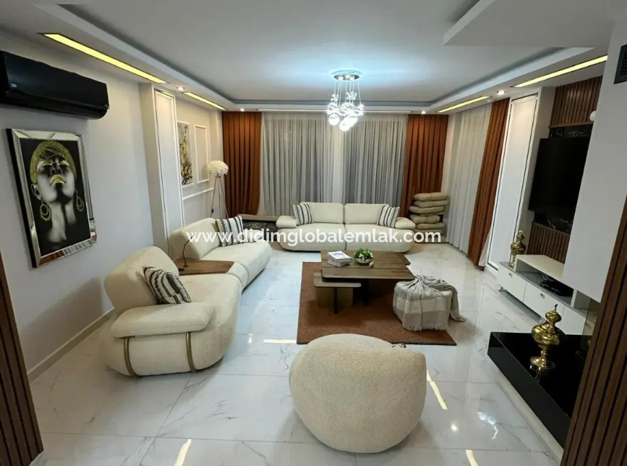 Didim Efeler'de 4+1 Full Eşyalı Havuz Müstakil Villa