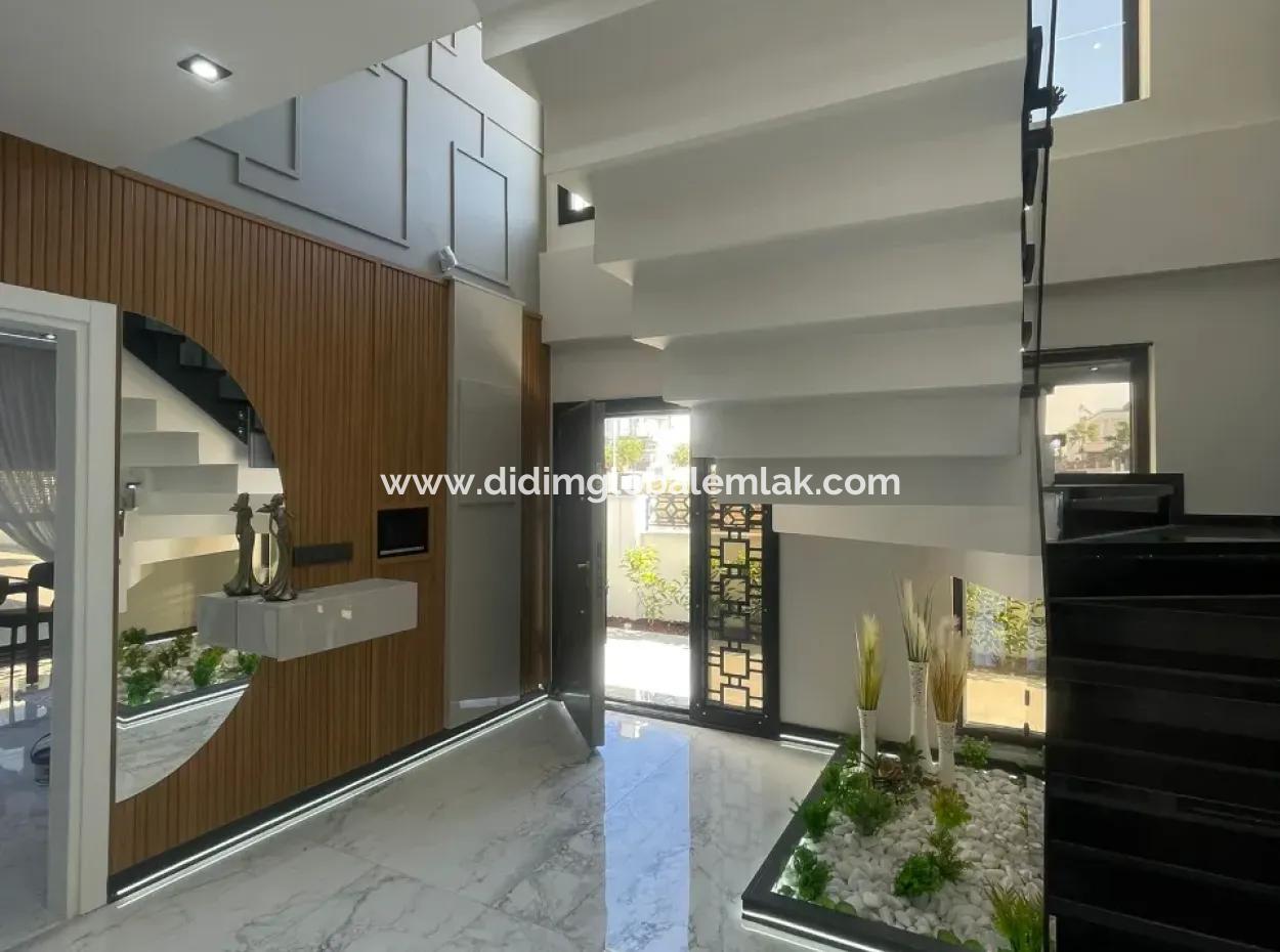Didim Efeler Müstakil 4+1 Villa